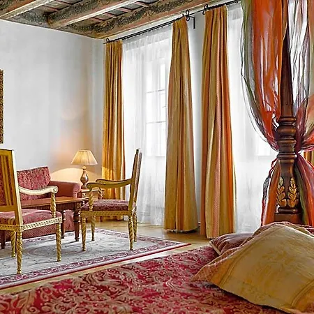 Boutique Bijou De