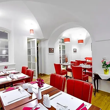 Boutique Bijou De