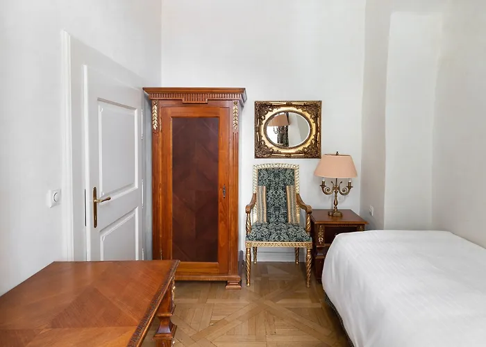 Boutique Bijou De