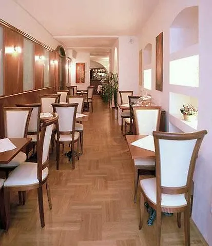 Boutique Bijou De 4*