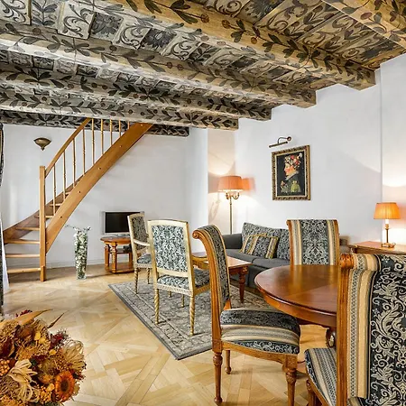 Boutique Hotel Bijou De Prague 4*