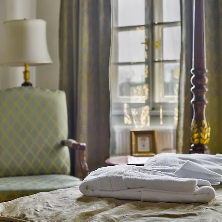 Boutique Hotel Bijou De Prague 4*
