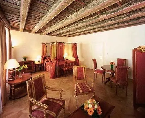 Boutique Bijou De